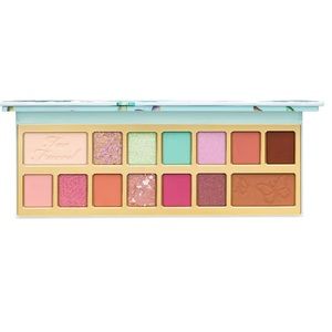 Too Femme Ethereal Eyeshadow & Pressed Pigment Palette
TOO FACED